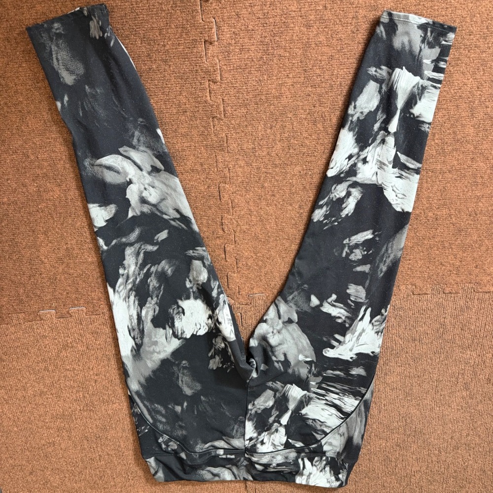 Simply Vera Vera Wang Simply Breathe Leggings XL Black gym Abstract Floral Yoga - Picture 6 of 9